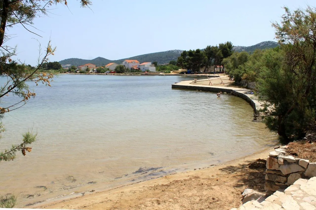 Apartments By The Sea Nevidjane, Pasman - 8273 Neviđane Croácia
