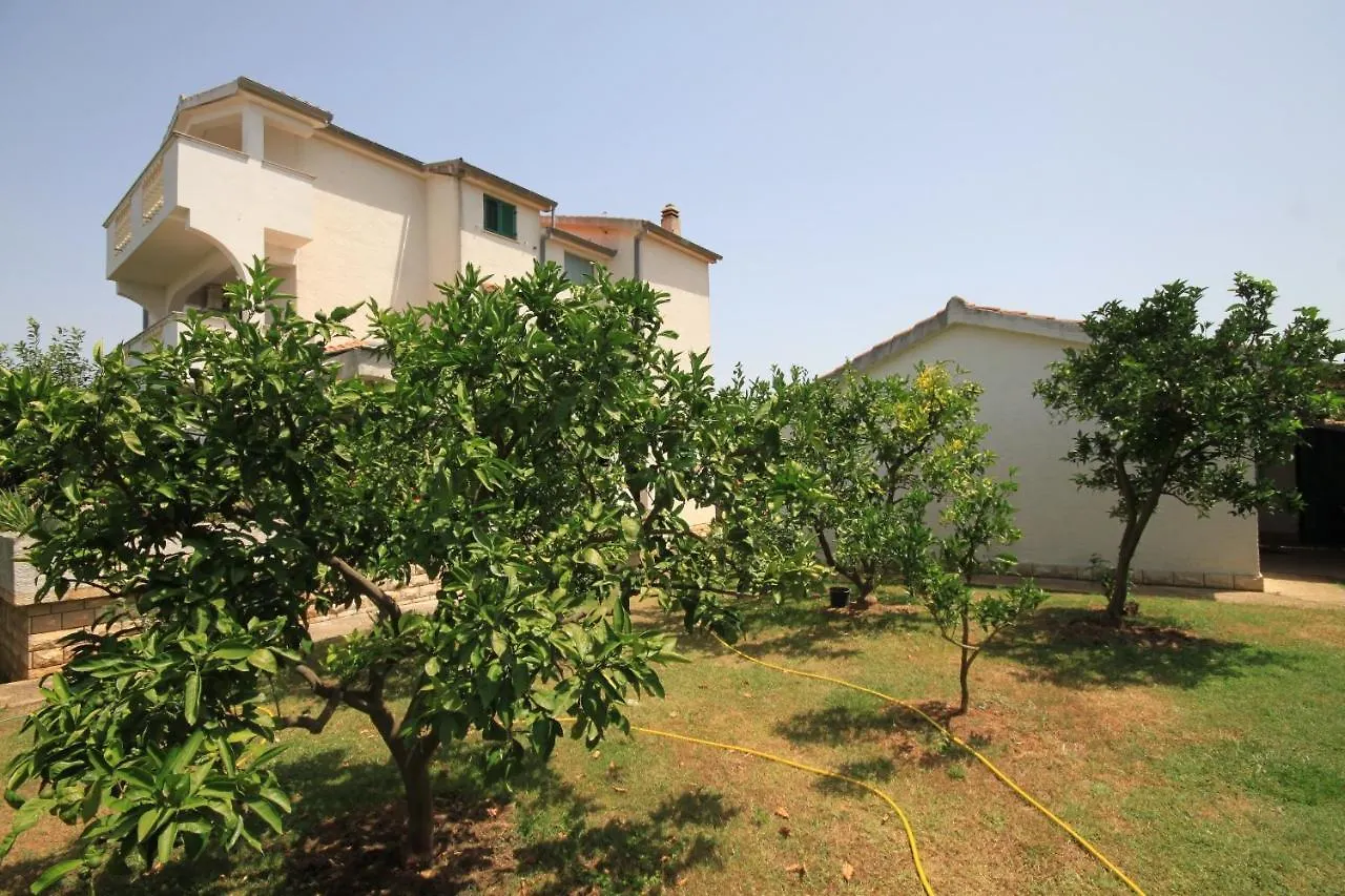 Apartments By The Sea Nevidjane, Pasman - 8273 Neviđane